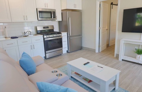 New Smyrna Beach Casa | Hidden Beach Bungalow - Walking distance to the beach, shops and great food!