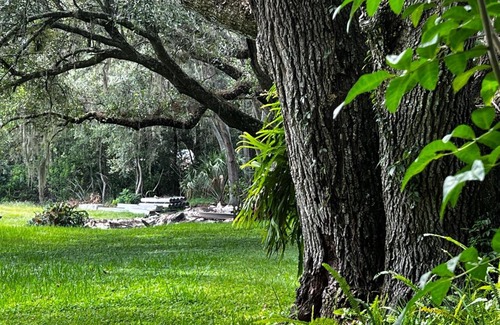Historic Downtown Kissimmee Casa | Hidden City Riverfront Apt Near Lakes Golf & Disney
