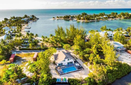 Rum Point Casa | Hidden Cove by Grand Cayman Villas & Condos