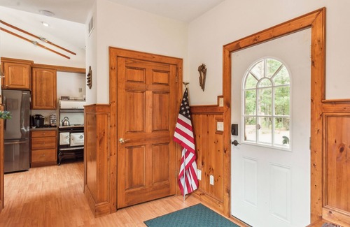 Lake City Casa | Hidden Creek Hideaway (Sleeps 8) Sauna, Fire Pits, and Fall Foliage Views Awaits!