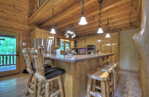Blanche Manor Ranch Cabina | Disfrute de la tranquilidad y el aislamiento de esta hermosa cabaña.