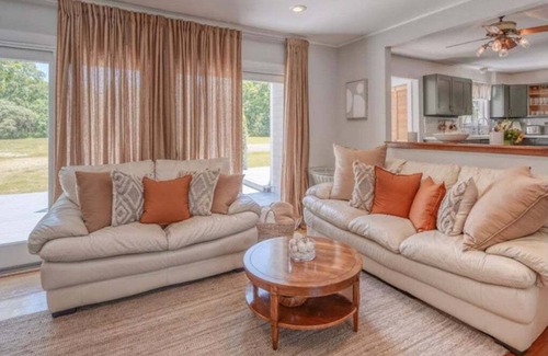 West Tisbury Casa | Hidden Dream MV Getaway