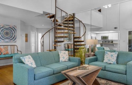 Miramar Beach Apartamento | Hidden Dunes Cottage 157 by Newman-Dailey