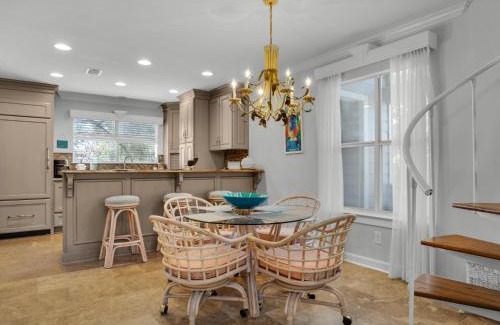 Miramar Beach Apartamento | Hidden Dunes Cottage 171 by Newman-Dailey