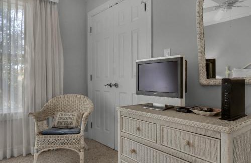Miramar Beach Apartamento | Hidden Dunes Cottage 171 by Newman-Dailey