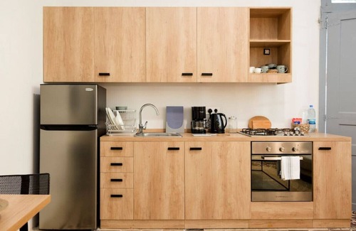 Mar Mikhael Apartamento | Hidden Gem 1BR Apartment, 24/7 Power