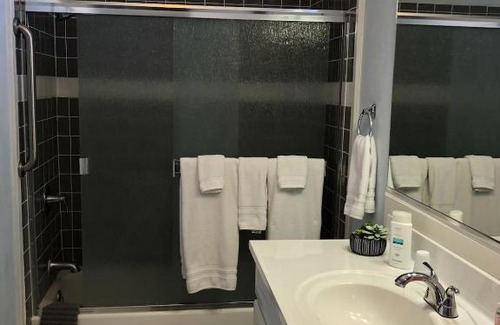 Fernley Complejo | Hidden Gem 2 bed 2 bath private mobile home with great parking