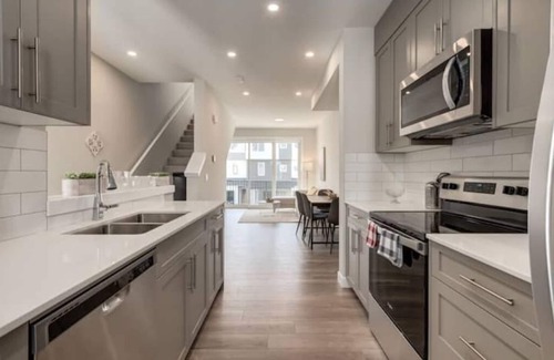 Calgary Casa | Hidden Gem 2 BR + Near Airport/Highway