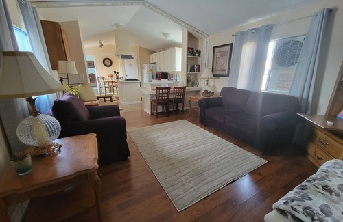 Fernley Casa | Hogar lejos del hogar.