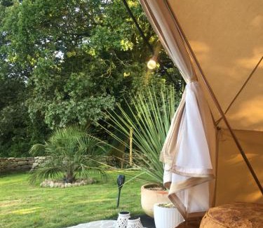 Berne Otro | Hidden gem! boho glamping tent with pool and hot tub