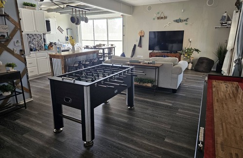 Panama City Beach Apartamento | Hidden Gem Guest House, 15min Pier Park, 5 min Beach & Publix Sports Complex
