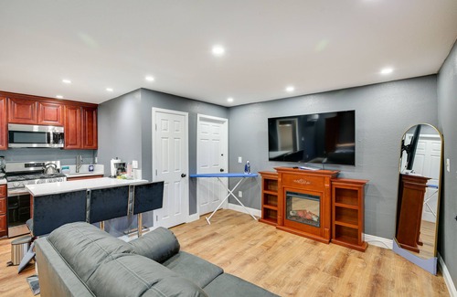 Los Angeles Apartamento | Hidden Gem in Hawthorne ~ 3 Mi to SoFi Stadium