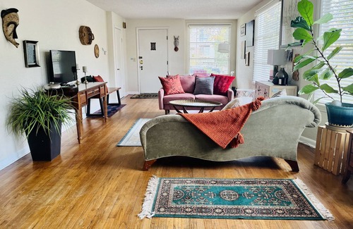 Ballard Casa | Hidden Gem in Seattle's Accessible Seaside Ballard Neighborhood.