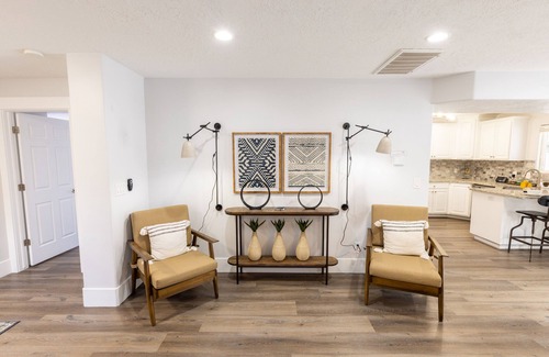 La Verkin Casa | Hidden Gem - La Verkin 300 near Zion National Park | Private Heated Pool & Spa
