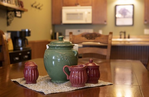 Redwood Falls Casa | Hidden Gem of Redwood Falls - The Vintage Inn