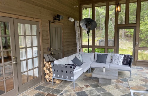 Acra Casa | Hidden Gem on 14 Acres 4400sq ft 10Min to Windham