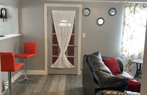 Detroit Casa | HIDDEN GEM!