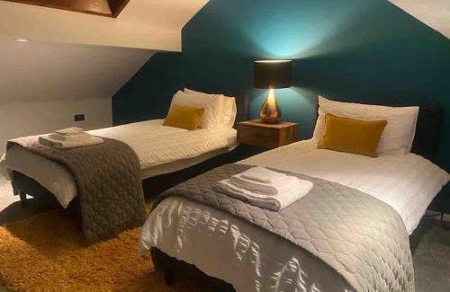 South Shore Apartamento | Hidden Gem w/parking Short walk to Pleasure Beach