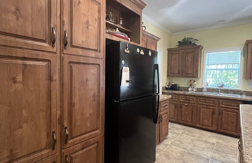 Wesley Chapel Casa | Hidden Gem! Waterfront Private Lake, Epperson Lagoon 5 Mins, Canoe/Fish/Relax.
