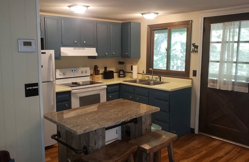 Bridgton Casa | Hidden Haven en Moose Pond, cerca de Shawnee Peak en Knights Hill Assoc.