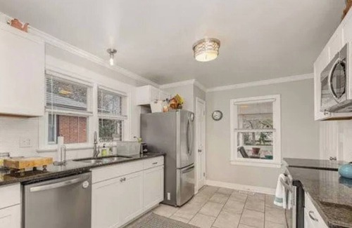 High Point Casa | Hidden Hideaway High Point (Blue Bungalow)