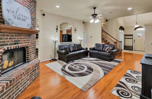 Woodway Casa | Hidden Hollow - An All-Inclusive 30 Day+ Stay!