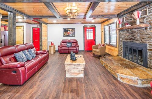 Rocky Grove Casa | Hidden Hollow Cabin in the Smoky Mountains