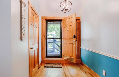 Canandaigua Casa | Hidden House - Feet from Beautiful Canandaigua Lake!