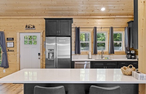 Cleveland Cabina | Hidden Jewelle - Una Habitación Villa, Capacidad 2