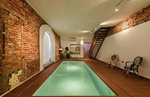 Kampung Jawa Casa | Hidden Mansion with Private Pool