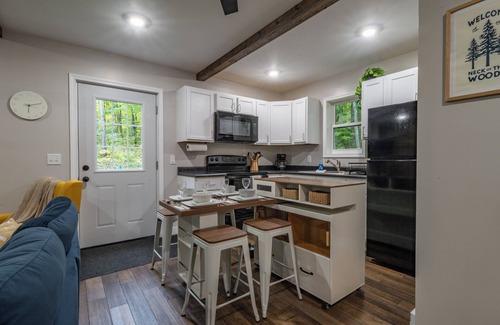 Hayward Cabina | "Hidden Oasis" Cozy 2BR Cabin in the Woods