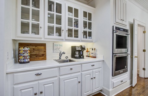 Edisto Island Casa | Hidden Oasis home with game room, saltwater pool and fire pit