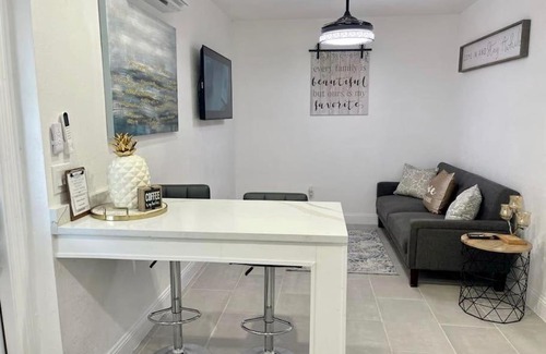 Pinellas Park Casa | Hidden Oasis