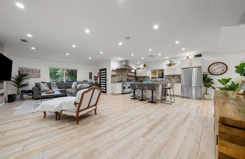Encino Casa | Hidden Paradise 3 Bedroom Villa in the heart of the valley