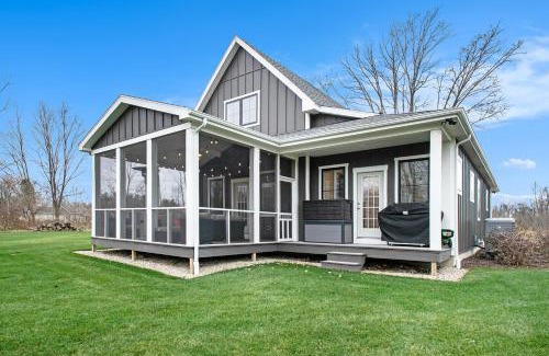 Sawyer Casa | Hidden Serenity