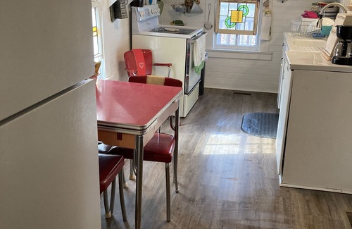 Franklin County Casa | HIDDEN TREASURE. 30 miles East of Raleigh. Great for Travel Nurses!