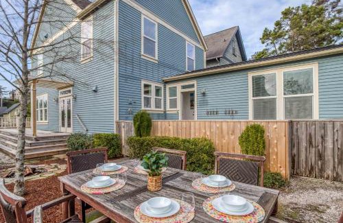 Nelscott Casa | Hidden Treasures