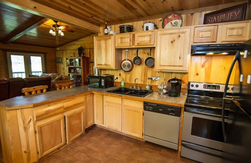 Smithville Cabina | Hidden Valley Retreat - Un escape de Creekside al país