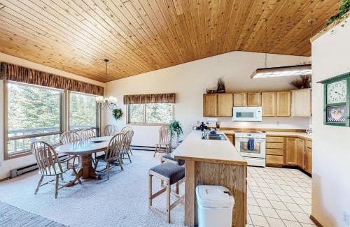 Big Sky Apartamento | Hidden Village 25 Timbercrest