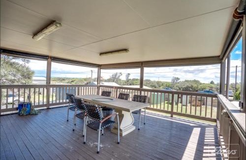 Nangkita Casa | Hide Away at the Murray Mouth