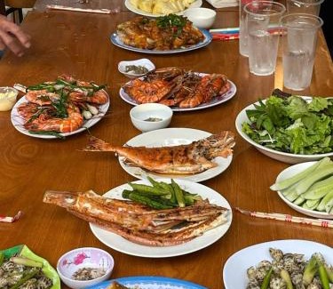 Ben Tre Hotel | Hide Away Bungalows in Ben Tre City