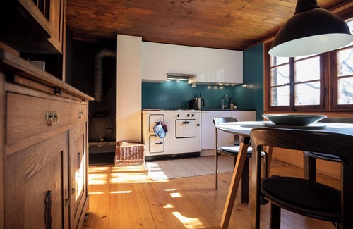 Martisberg Chalet De Esquí | Hide-Away Chalet www en las montañas suizas. josihaus. com
