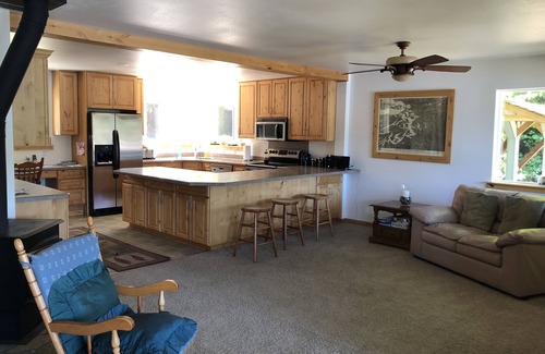 Shelton Casa | Hideaway en Cannery Point 'True Puget Sound Waterfront'