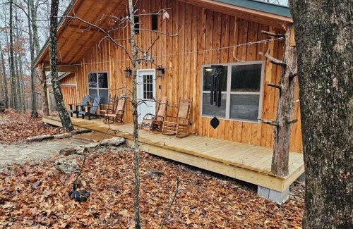 Mammoth Spring Casa | Hideaway Cabin near Mammoth Springs, Ark