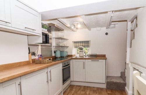 Barnoldswick Cabaña | HIDEAWAY COTTAGE, character holiday cottage in Barnoldswick