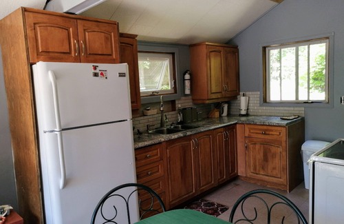 Faraday Cabaña | El Hide Away - 2 Dormitorio Cottage