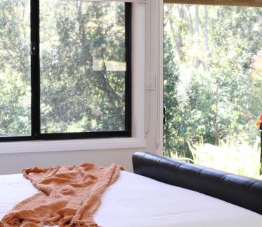 Mapleton Villa | Hideaway Falls - Bunya Cottage
