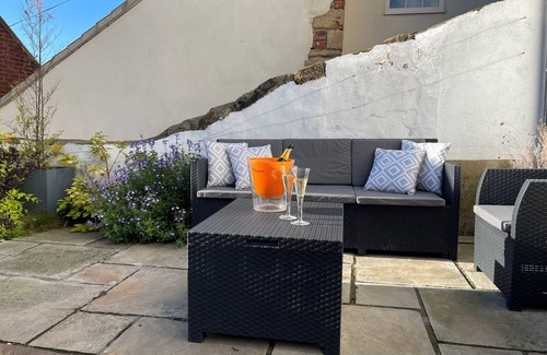 Whitby Casa | Hideaway