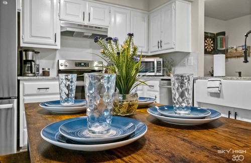 Bella Vista Casa | Hideaway In The Highlands : Bike, Lake, Golf, Pet Friendly