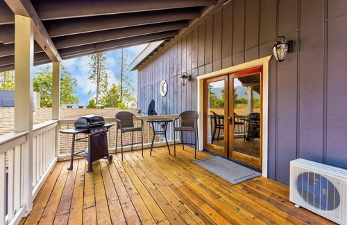 Oakhurst Chalet De Esquí | Hideaway Lookout near Yosemite and Bass Lake, with WiFi, AC and amazing views.
